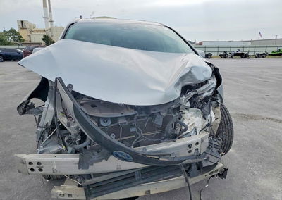2021 Toyota Sienna Xle, daño Frontal, Copart lote 64019306, foto 5 de 6