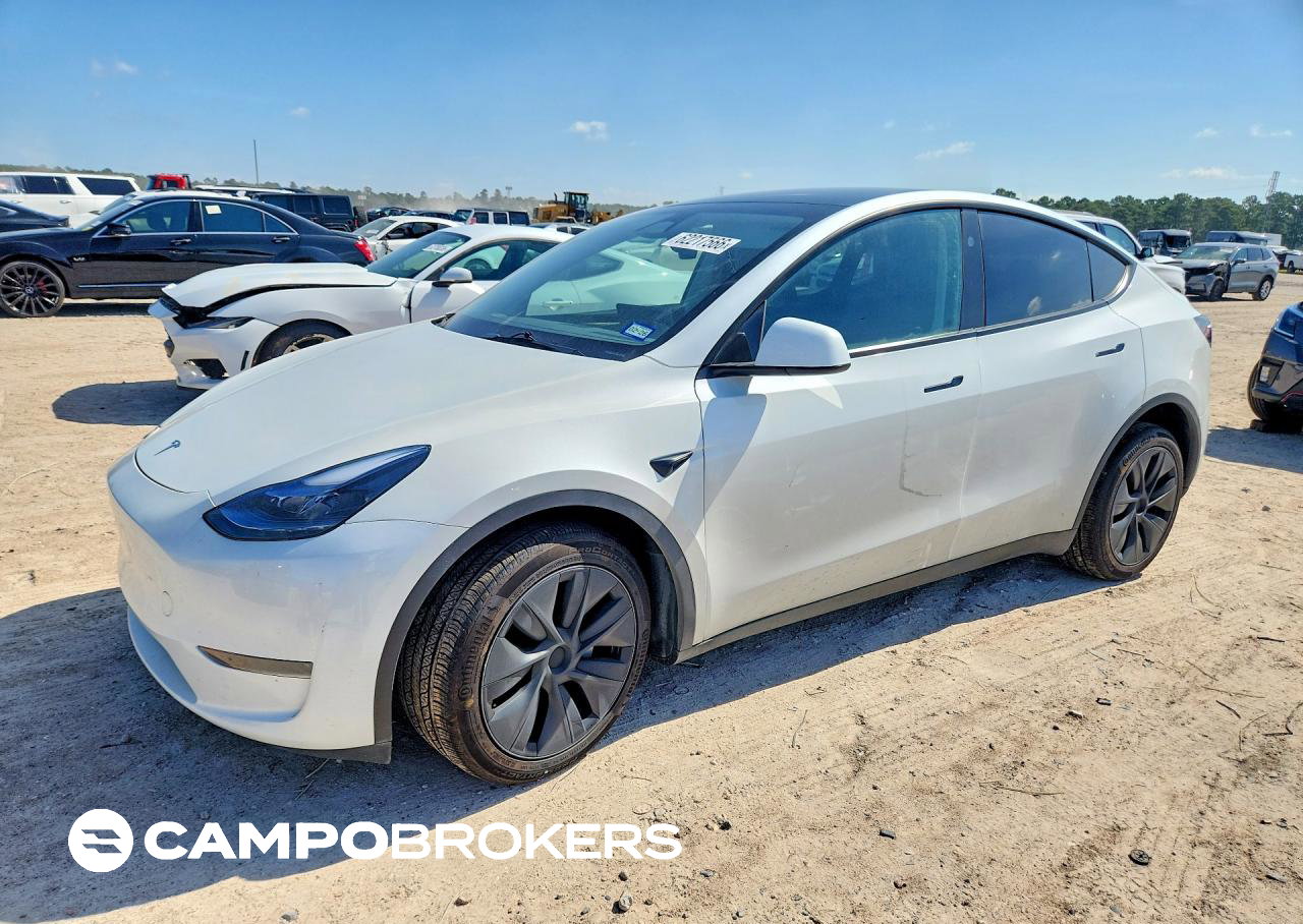 2025 Tesla Model Y, пошкодження: Бік, Copart лот 62217566