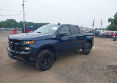 2021 Chevrolet Silverado 1500 4wd  Short Bed Custom Trail Boss, uszkodzenie: Dach, Iaai lot 45601928, zdjęcie 2 z 16