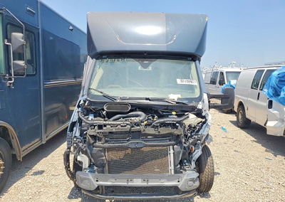 2021 Ford Transit T-350 Delivery Truck, uszkodzenie: Przód, Copart lot 61897216, zdjęcie 5 z 6