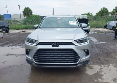 2024 Toyota Grand Highlander Limited, Electrical damage, Iaai lot 45770953, photo 6 of 6