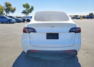 2021 Tesla Model Y, daño Frontal, Copart lote 59716396, foto 6 de 14