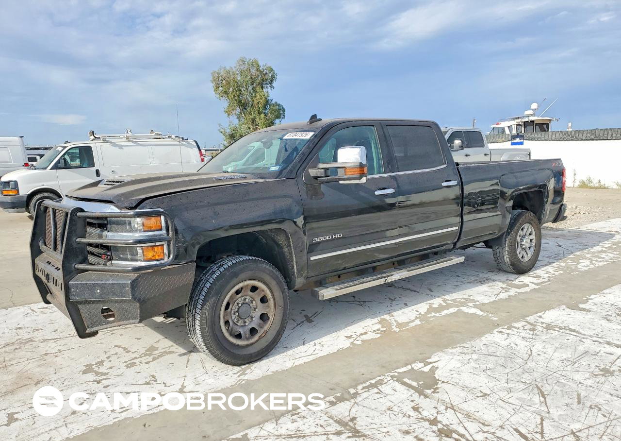 2019 Chevrolet Silverado K3500 Ltz, Side damage, Copart lot 61047926