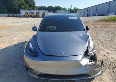 2025 Tesla Model Y, uszkodzenie: Przód, Copart lot 56052436, zdjęcie 5 z 14