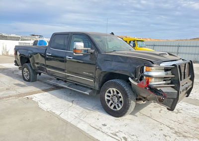 2019 Chevrolet Silverado K3500 Ltz, Side damage, Copart lot 61047926, photo 4 of 6