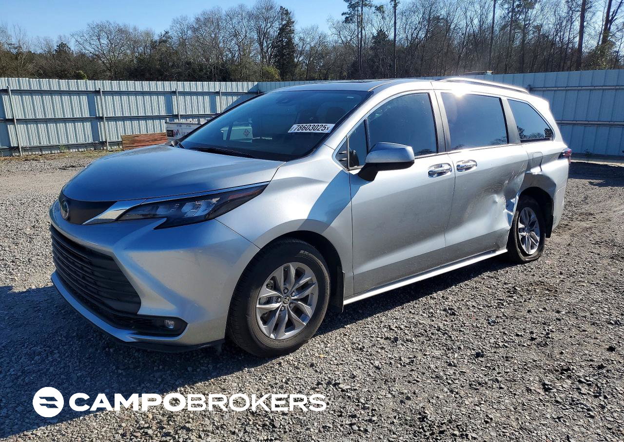2025 Toyota Sienna Xle, daño Trasero, Copart lote 78603025