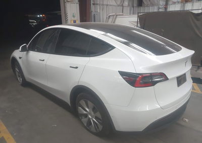 2021 Tesla Model Y Standard Range Rear-wheel Drive, daño Suspensión, Iaai lote 45604264, foto 3 de 14