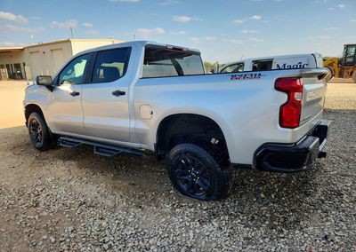 2021 Chevrolet Silverado K1500 Lt Trail Boss, daño Frontal, Copart lote 47755956, foto 2 de 6