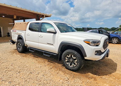 2020 Toyota Tacoma Trd Off-road, Rear End damage, Copart lot 64514936, photo 4 of 15