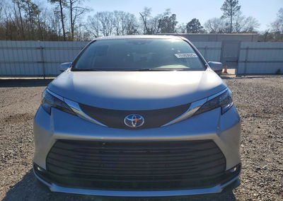2025 Toyota Sienna Xle, daño Trasero, Copart lote 78603025, foto 5 de 6