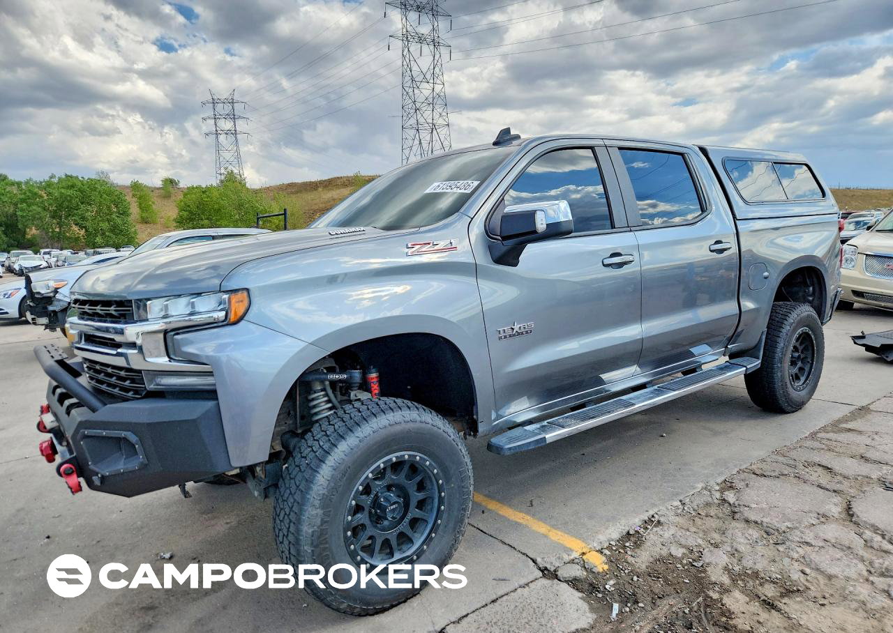 2021 Chevrolet Silverado K1500 Lt, daño Mecánico, Copart lote 61595486