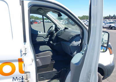 2019 Ford Transit-150, daño Normal Wear & Tear, Iaai lote 45774280, foto 5 de 18