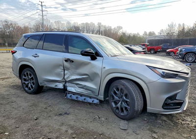 2025 Lexus Tx 500h F Sport Performance Premium, daño Lateral, Copart lote 45680646, foto 4 de 6