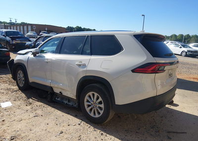 2024 Toyota Grand Highlander Xle, uszkodzenie: Przód, Iaai lot 45284923, zdjęcie 3 z 6