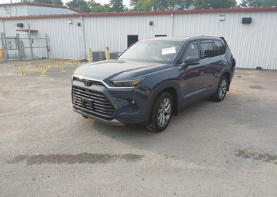 2025 Toyota Grand Highlander Le/xle/limited/night Shade, Front & Rear damage, Iaai lot 45548001, photo 2 of 6