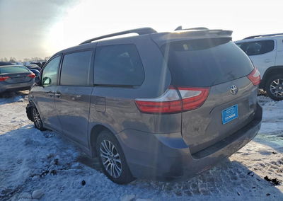 2019 Toyota Sienna Xle, uszkodzenie: Przód, Copart lot 95900565, zdjęcie 2 z 6