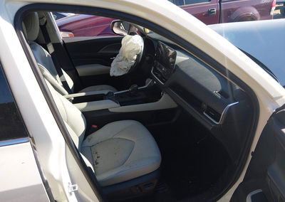 2024 Toyota Grand Highlander Xle, uszkodzenie: Przód, Iaai lot 45284923, zdjęcie 5 z 6
