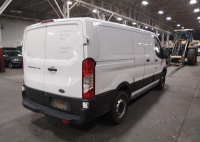2019 Ford Transit-150, daño Normal Wear & Tear, Iaai lote 45774280, foto 4 de 18