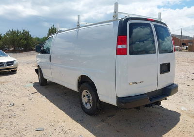 2024 Chevrolet Express Cargo Rwd 2500 Regular Wheelbase Wt, uszkodzenie: Przód, Iaai lot 45457869, zdjęcie 3 z 6