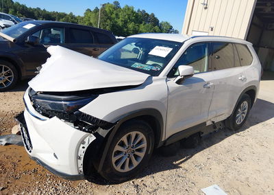 2024 Toyota Grand Highlander Xle, uszkodzenie: Przód, Iaai lot 45284923, zdjęcie 2 z 6