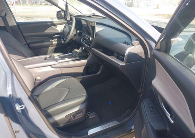 2025 Toyota Grand Highlander Le/xle/limited/night Shade, Front & Rear damage, Iaai lot 45548001, photo 5 of 6
