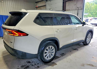 2024 Toyota Grand Highlander Xle, daño Frontal, Copart lote 62565896, foto 3 de 6