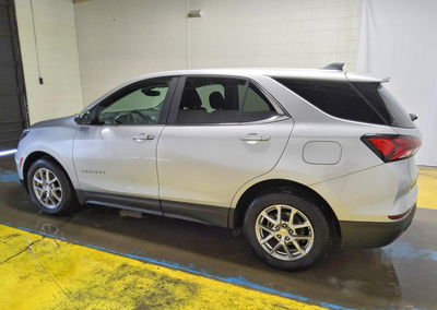 2022 Chevrolet Equinox Lt, пошкодження: Незначні вм’ятини/подряпини, Copart лот 63001256, фото 2 з 14