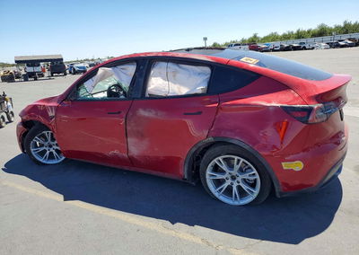2022 Tesla Model Y, daño Volcadura, Copart lote 63046756, foto 2 de 6