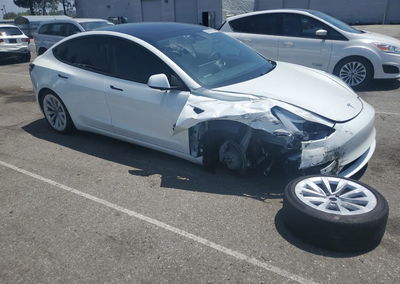 2022 Tesla Model 3, daño Frontal, Copart lote 59391675, foto 4 de 6