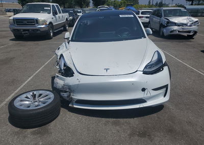 2022 Tesla Model 3, daño Frontal, Copart lote 59391675, foto 5 de 6