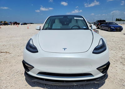 2022 Tesla Model Y, daño Lateral, Copart lote 62529156, foto 5 de 6