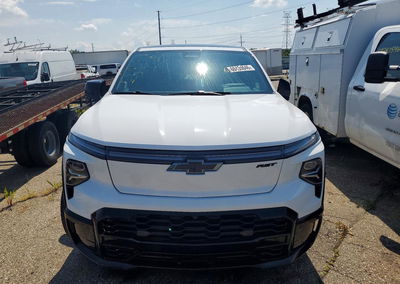 2024 Chevrolet Silverado Rst, daño Trasero, Copart lote 60435046, foto 5 de 6