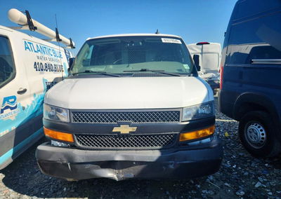 2021 Chevrolet Express G2500, daño Frontal, Copart lote 65574046, foto 5 de 6