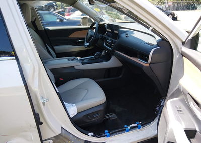 2024 Toyota Grand Highlander Hybrid Limited, Right Side damage, Iaai lot 45899525, photo 5 of 6