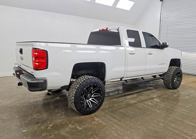 2019 Chevrolet Silverado Ld C1500 Lt, daño Abolladuras/rayones menores, Copart lote 63768006, foto 3 de 6