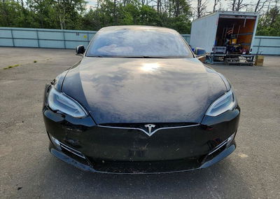 2019 Tesla Model S, daño Frontal, Copart lote 60489186, foto 5 de 13