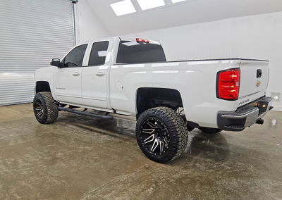2019 Chevrolet Silverado Ld C1500 Lt, daño Abolladuras/rayones menores, Copart lote 63768006, foto 2 de 6