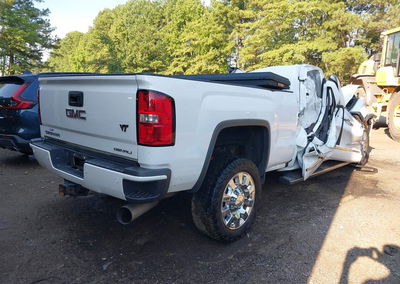 2019 Gmc Sierra 2500hd Denali, daño Storm Damage, Iaai lote 45868539, foto 4 de 16