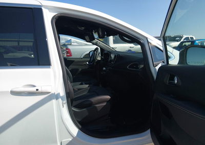 2026 Chrysler Pacifica Select, uszkodzenie: Tył, Iaai lot 45784680, zdjęcie 5 z 6