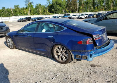2020 Tesla Model S, daño Trasero, Copart lote 65787746, foto 2 de 13