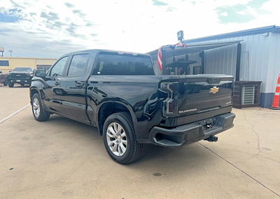 2022 Chevrolet Silverado Ltd C1500 Custom, пошкодження: Незначні вм’ятини/подряпини, Copart лот 66951726, фото 3 з 14