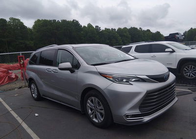2024 Toyota Sienna Platinum, daño Trasero, Iaai lote 45807639