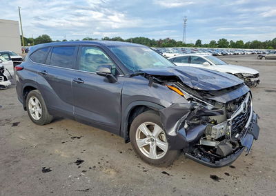 2023 Toyota Highlander Le, пошкодження: Передня частина, Copart лот 65289296, фото 4 з 6