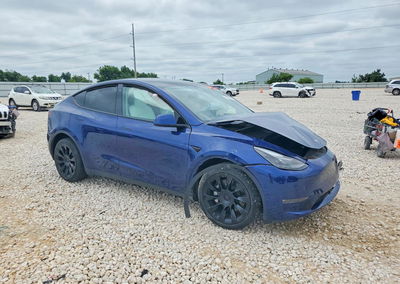 2023 Tesla Model Y, daño Frontal, Copart lote 56084546, foto 4 de 6