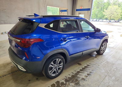 2021 Kia Seltos S, daño Frontal, Copart lote 63037636, foto 3 de 14