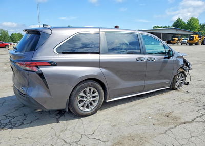 2021 Toyota Sienna Xle, daño Frontal, Copart lote 64911256, foto 3 de 6