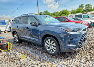 2024 Toyota Grand Highlander Limited, пошкодження: Дах, Copart лот 65864246, фото 4 з 6