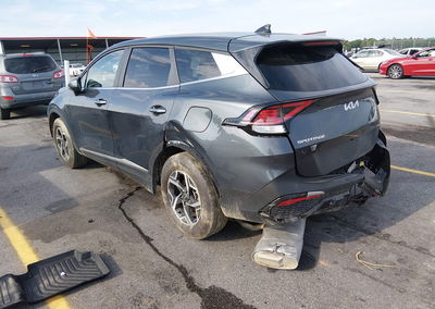 2025 Kia Sportage Lx, Right Side damage, Iaai lot 45292536, photo 3 of 17