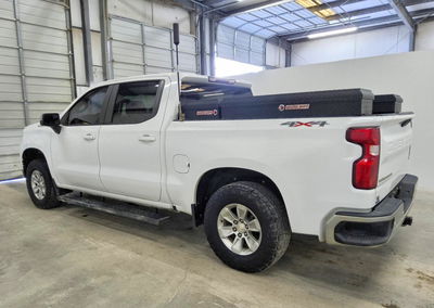2020 Chevrolet Silverado K1500 Lt, daño Abolladuras/rayones menores, Copart lote 63413066, foto 2 de 6