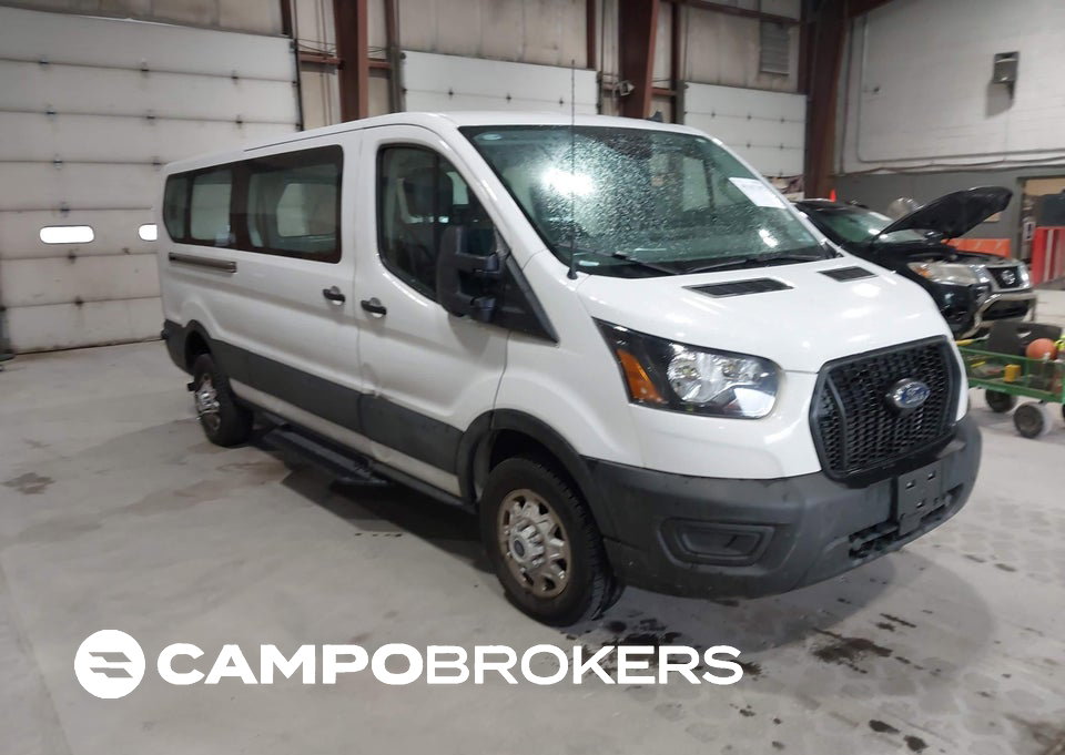 2024 Ford Transit-250, daño Lateral izquierdo, Iaai lote 45167392